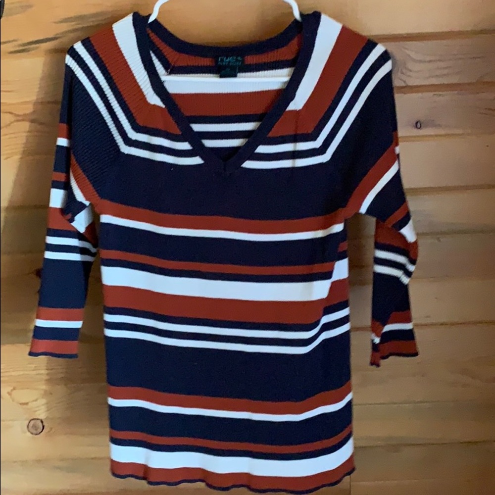 Cute 3/4 sleeve sweater